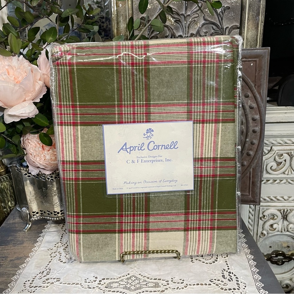 April Cornell green cotton plaid queen dust ruffle Chickadee 60x80 new